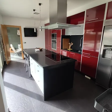 Casa Rial 47 Con Piscina Climatizada * סנשנשו
