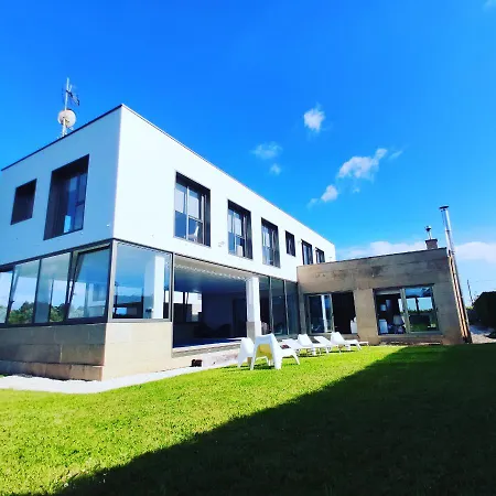 Holiday home Casa Rial 47 Con Piscina Climatizada Sanxenxo