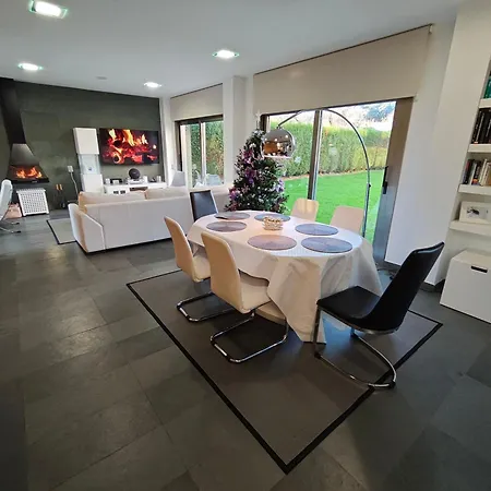 Casa Rial 47 Con Piscina Climatizada Vakantiehuis *