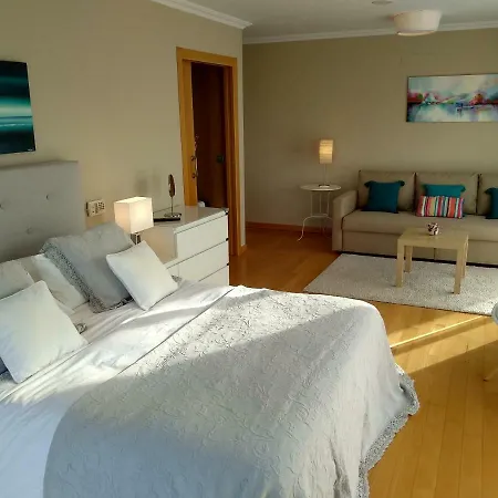 Casa Rial 47 Con Piscina Climatizada Nyaraló