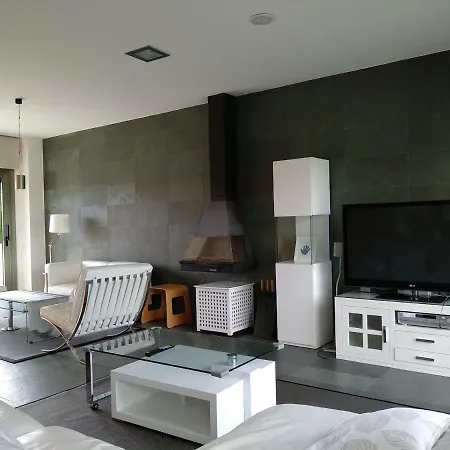 Casa Rial 47 Con Piscina Climatizada Holiday home Sanxenxo