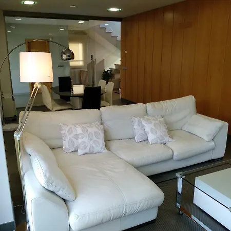 Casa Rial 47 Con Piscina Climatizada Sanxenxo